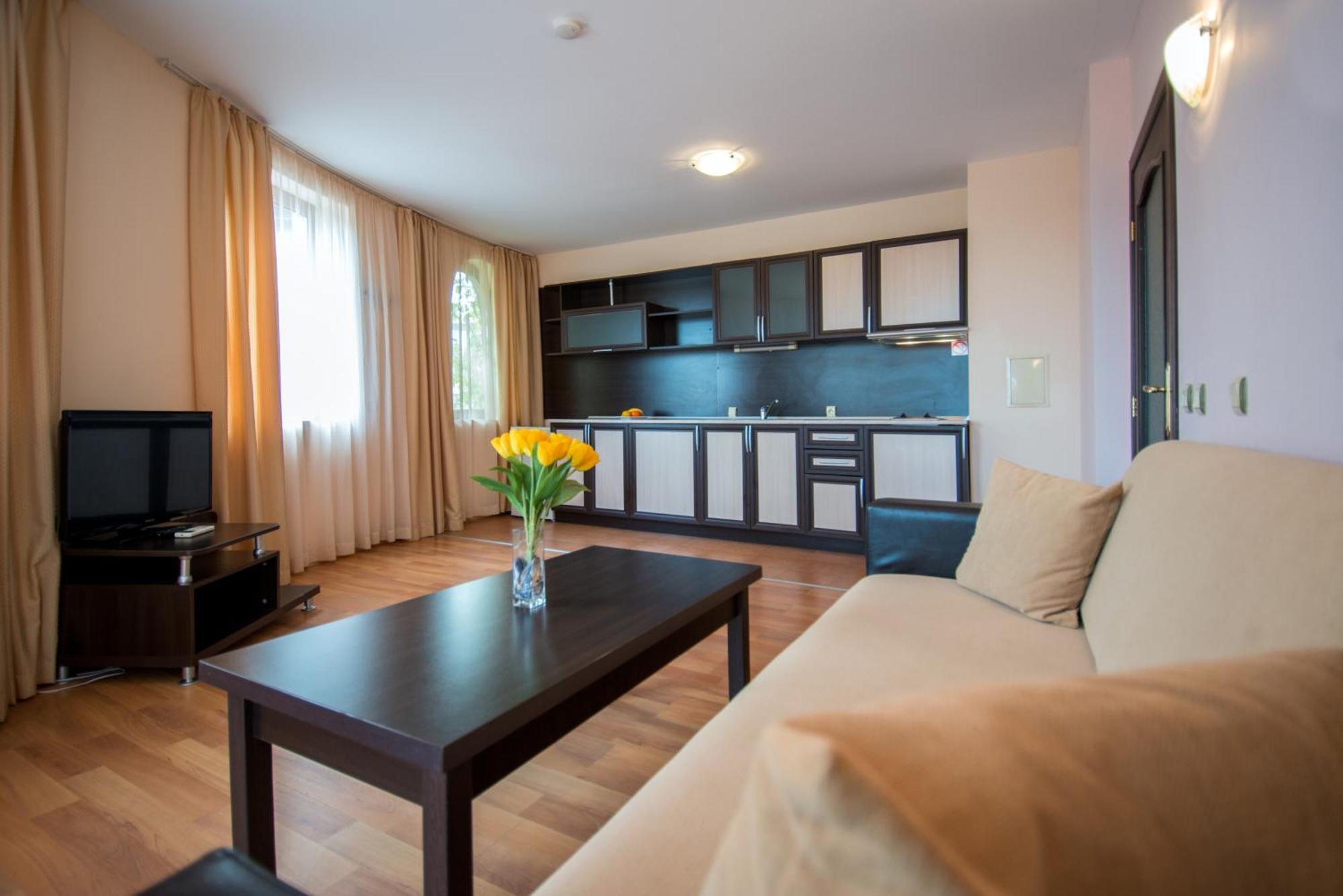 South Beach Hotel - New Management And Free Beach Access Tsarevo Eksteriør bilde