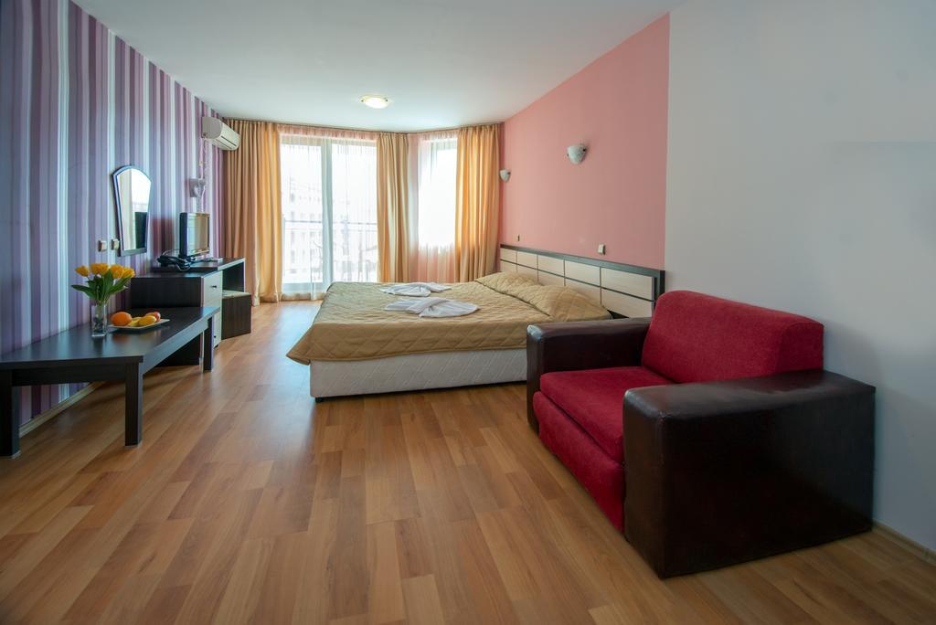 South Beach Hotel - New Management And Free Beach Access Tsarevo Eksteriør bilde